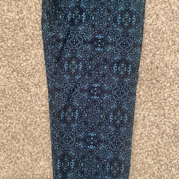 LuLaRoe OS leggings - Picture 2 of 2